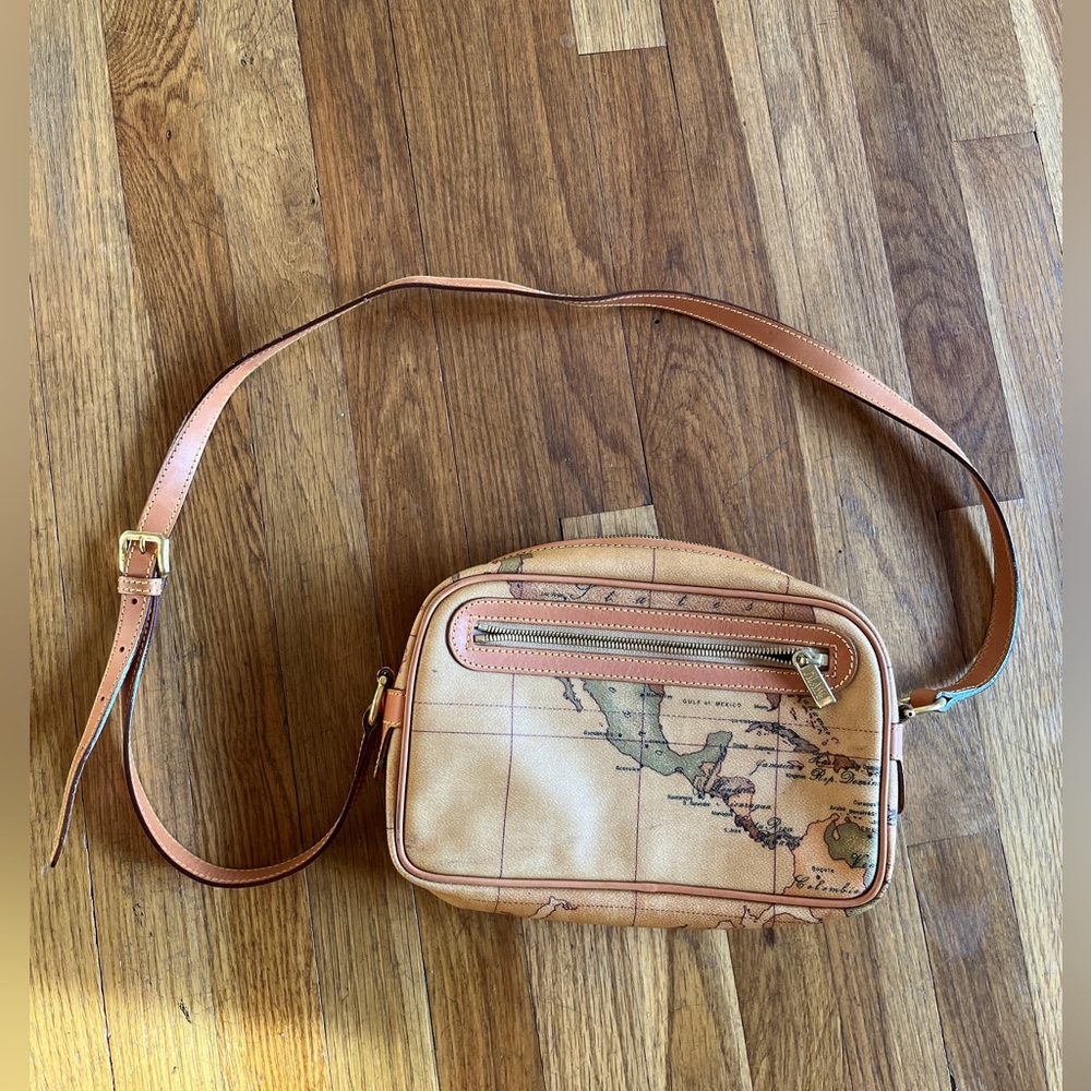 Alviero Martini Leather Crossbody Bag with Zip compartment brown map design